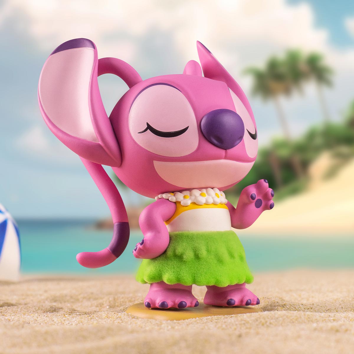 Disney Stitch on a Date Series Figures